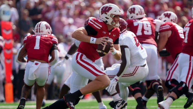 Wisconsin QB Tyler Van Dyke was carted off the field against Alabama after suffering an apparent knee injury on the game's first drive.