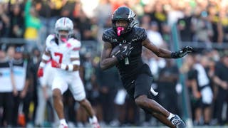 Oregon WR Traeshon Holden  ejected for spitting on Ohio State defender