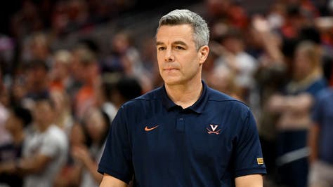 Virginia basketball head coach Tony Bennett shocks the college basketball world, retires just 20 days before season set to begin