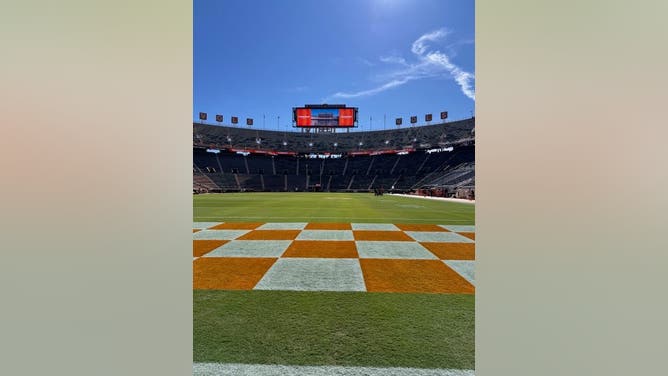 Tennessee and Alabama will face-off this afternoon in Knoxville