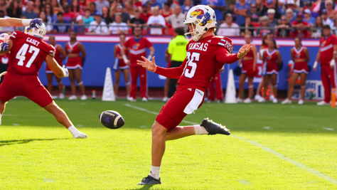 Kansas Punter's Family Traveled All The Way From Australia Just To Watch The Jayhawks Not Punt At All