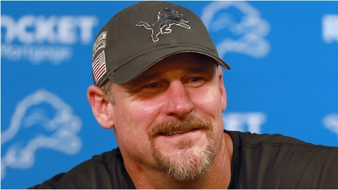 Detroit Lions dog Dan Campbell loves his dogs. (Credit: Getty Images)