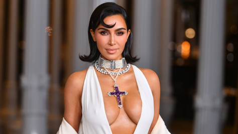 Kim Kardashian Channels Princess Diana, Justin Jefferson Shows Off $1 Million Chain & A Timeline Cleanse