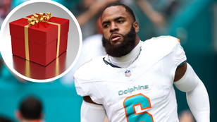 Anthony Walker Jr. Gifts Dolphins Teammates Their Former High School Jerseys For Christmas