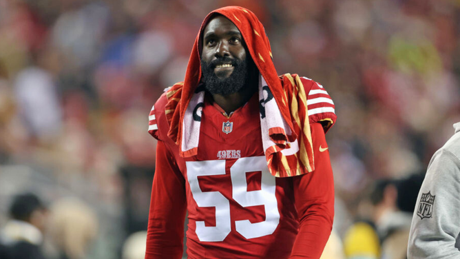 49ers Suspend De’Vondre Campbell For Rest Of Season After He Quit In Middle Of Game