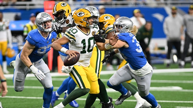 Green Bay Packers QB Jordan Love in the pocket against the Detroit Lions at Ford Field. (Lon Horwedel-Imagn Images)