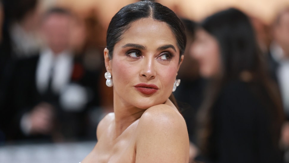 salma hayek 90s casting photo viral