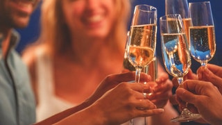 reddit woman placed man's head between her boobs on new years