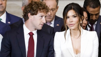 mark zuckerberg thirsty on instagram after looking at lauren sanchez's boobs