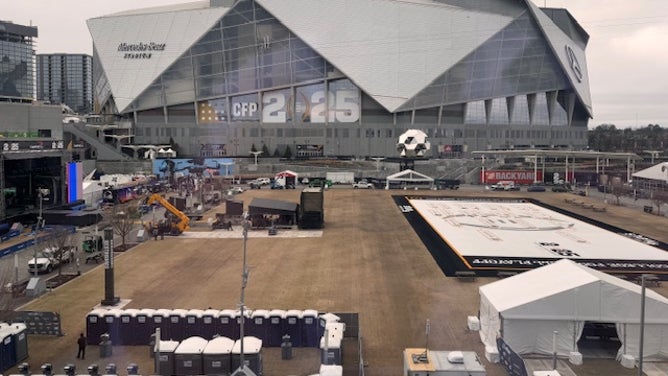 Ryan Day and Marcus Freeman will look t lead their teams to a national championship tonight, as Notre Dame and Ohio State play for a CFP title inside Mercedes-Benz Stadium