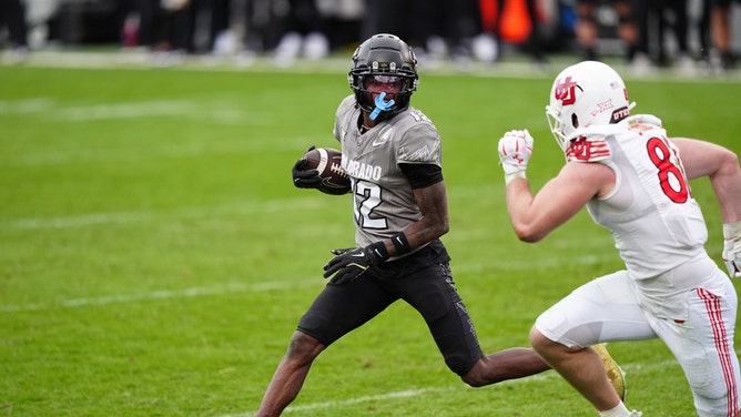 Former Colorado Buffaloes two-way star Travis Hunter is getting bet to be the first pick in the 2025 NFL Draft. (Photo credit: Ron Chenoy-Imagn Images)