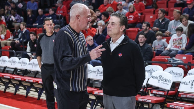 Butler Bulldogs head coach Thad Matta and St. John's Red Storm head coach Rick Pitino greet each other before their game at Carnesecca Arena in Queens, New York. (Photo Credit: Wendell Cruz-Imagn Images)