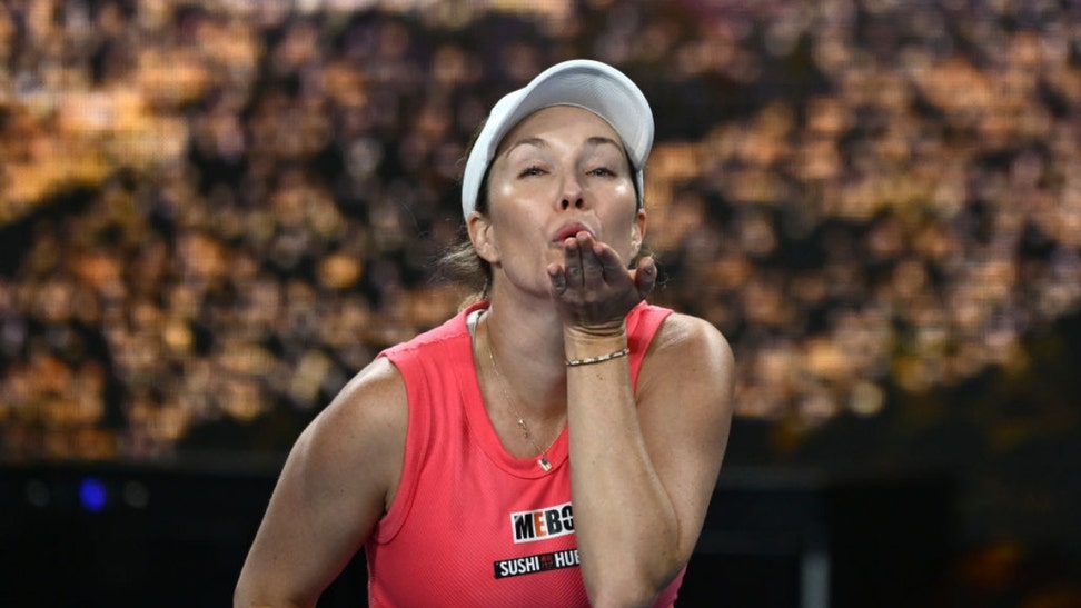 Danielle Collins Blows Kisses To Australian Open Crowd, Thanks Them For Paycheck