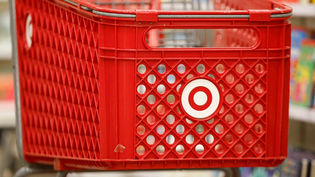 target shopping cart takes out a grandma in viral video
