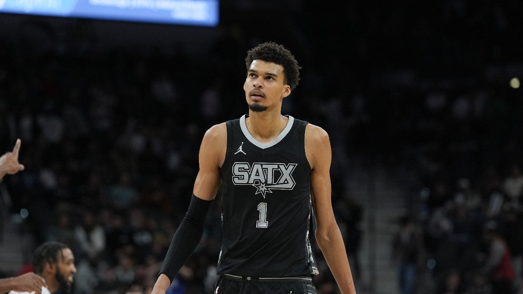 Victor Wembanyama Set To Miss Remainder Of Regular Season After Blood Clot Found