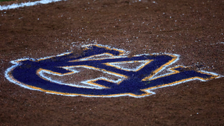 Auburn Sophomore Blasts Home Run Just Hours After Losing His Mom To Cancer