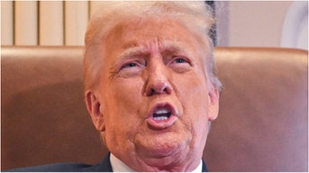 Air Force One pilot shouts out Gulf of America on the way to the Super Bowl. (Credit: Getty Images) 