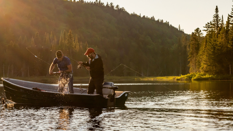 Heroic Anglers Abandon Bass Fishing Tournament To Rescue Elderly Man In Sinking Car