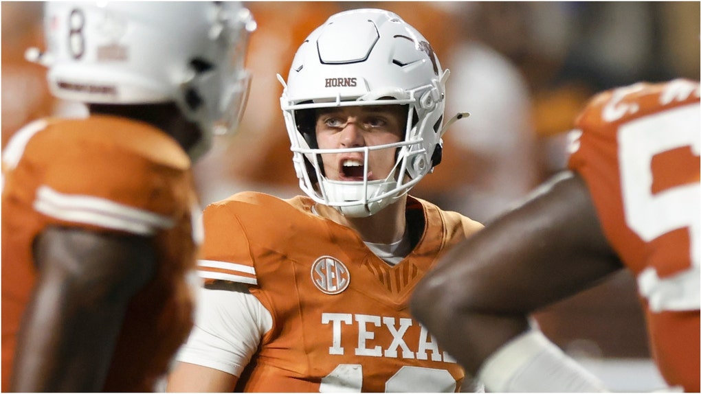 Texas AD Chris Del Conte says the Longhorns will continue to schedule hard non-conference games. (Credit: Getty Images)