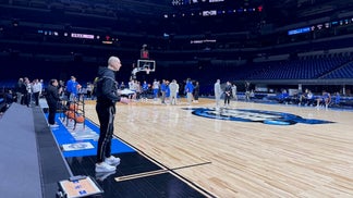 Lucas Oil Stadium will host Kentucky, Tennessee, Purdue and Houston fans for the Sweet Sixteen Via: Trey Wallace
