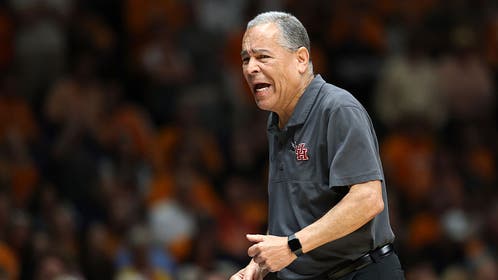 Houston handled Tennessee on Sunday to clinch a Final Four berth