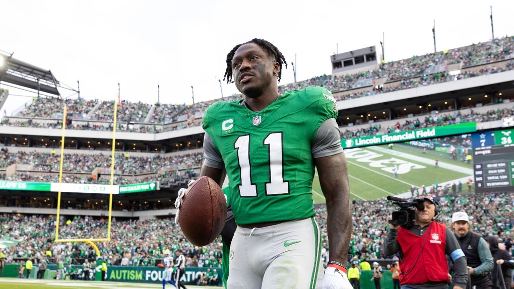 AJ Brown Issues Incredibly Corny Threat After Car Gets Stolen In Philadelphia