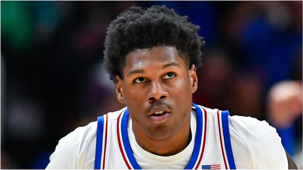 Kansas Jayhawks forward AJ Storr is entering the transfer portal. Where will he go? What was he being paid in NIL money? (Photo by Rich von Biberstein/Icon Sportswire via Getty Images)