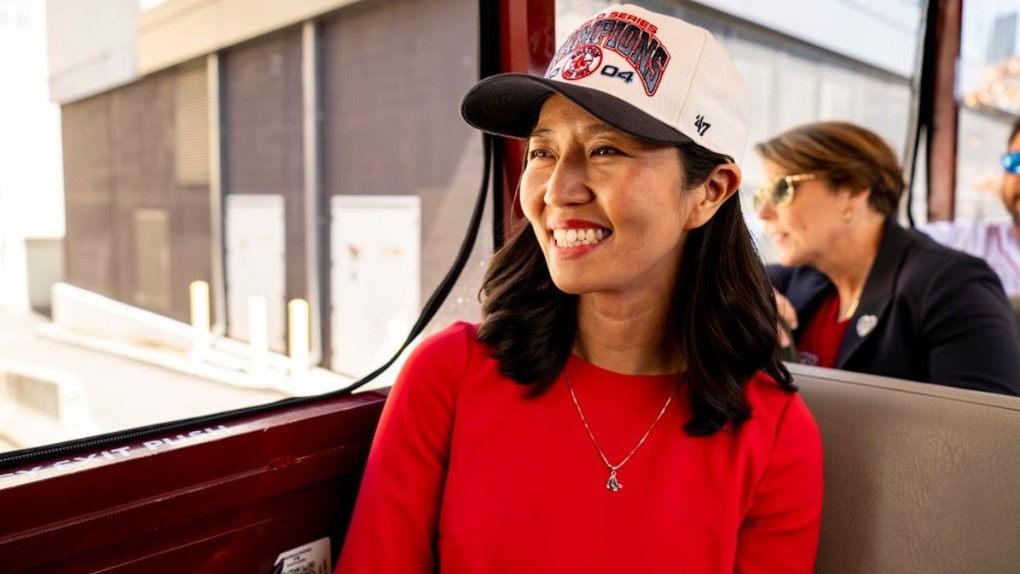 Red Sox fans booed the crap out of liberal Boston mayor Michelle Wu on Friday. 