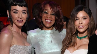 katy perry, gayle king, lauren sanchez blue origin space flight