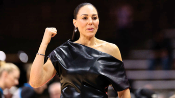 Coach Adia Barnes Drops A Nuke On Arizona WBB Program After Accepting Job At SMU