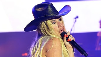 kesha wants to send katy perry back into space wendy's