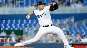 The crowd for the Marlins-Diamondbacks game was pathetic this week. 