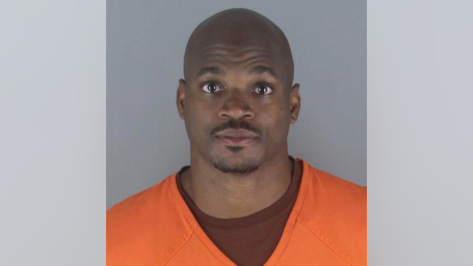 adrian peterson mugshot dwi
