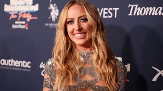 Brittany Mahomes enjoys an offseason beach vacation, Kay Adams dumps out draft content and Chuck Schumer is the worst.