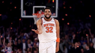 Karl-Anthony Towns hypes up the Knicks crowd.