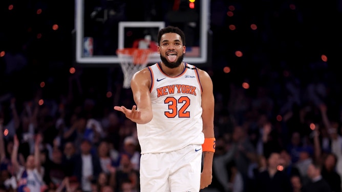 Karl-Anthony Towns hypes up the Knicks crowd.