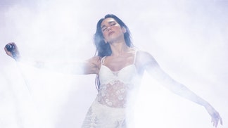 dua lipa sister rina lipa viral bikini selfie