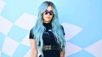 Megan Fox Announces Her Kid's Weird Name, Readers' Embarrassing Moments & What Is Will Smith Doing?