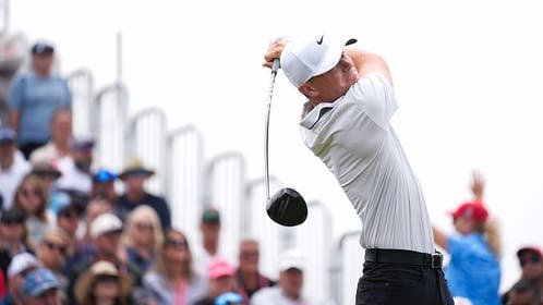 Luke Clanton hitting a driver