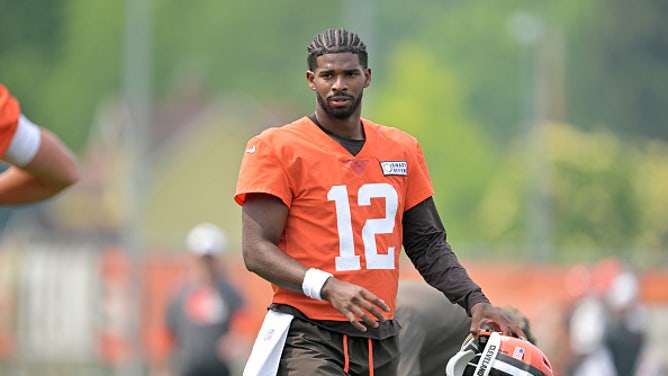 Shedeur Sanders of the Cleveland Browns