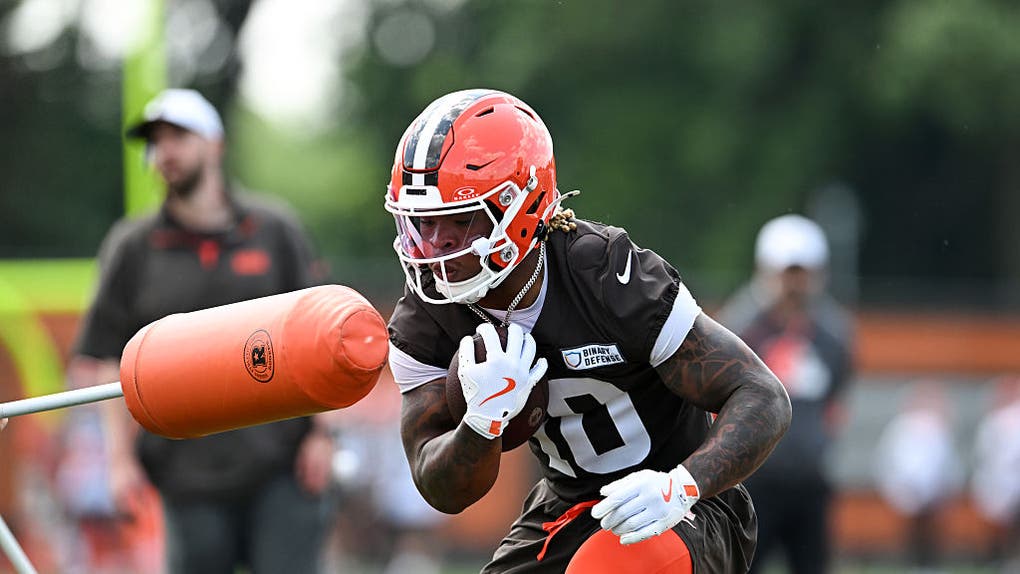 Quinshon Judkins participating in Browns practice