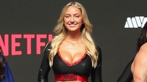 ring girl sydney thomas dominates canada at calgary stampede