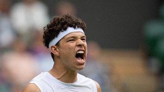 Ben Shelton screaming at Wimbledon