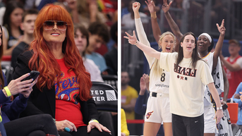 Wynonna Judd Gets Starstruck While Meeting Caitlin Clark & Indiana Fever