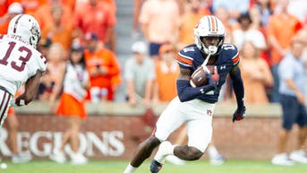 Auburn WR Malcolm Simmons Arrested For Domestic Violence Charge