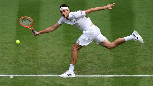 Taylor Fritz return shot