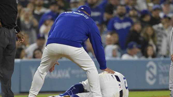 Max Muncy injury 