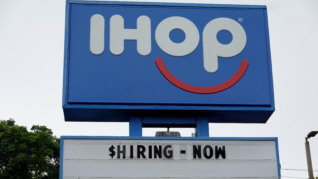 florida ihop waitress arrested for groping female customer