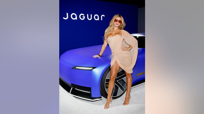 brooks nader wardrobe malfunction on a yacht