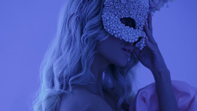 senior citizen love triangle and honey pot to catch cheating boyfriends